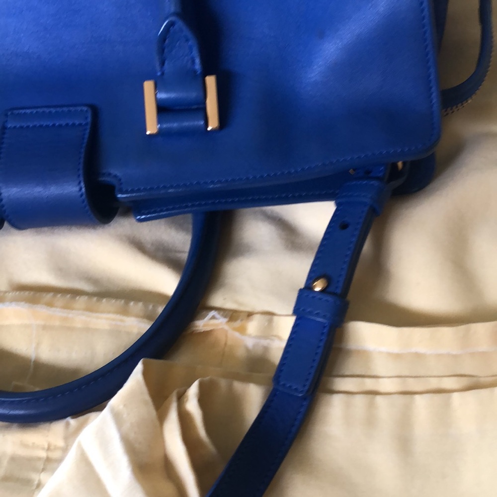 Ysl Cabas, very good condition except two on the bottom inside pls check photos. - Picture 10 of 11